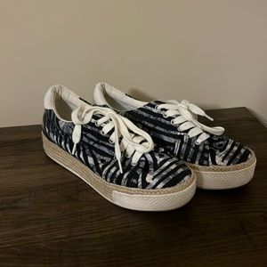 Dolce Vita Sneakers